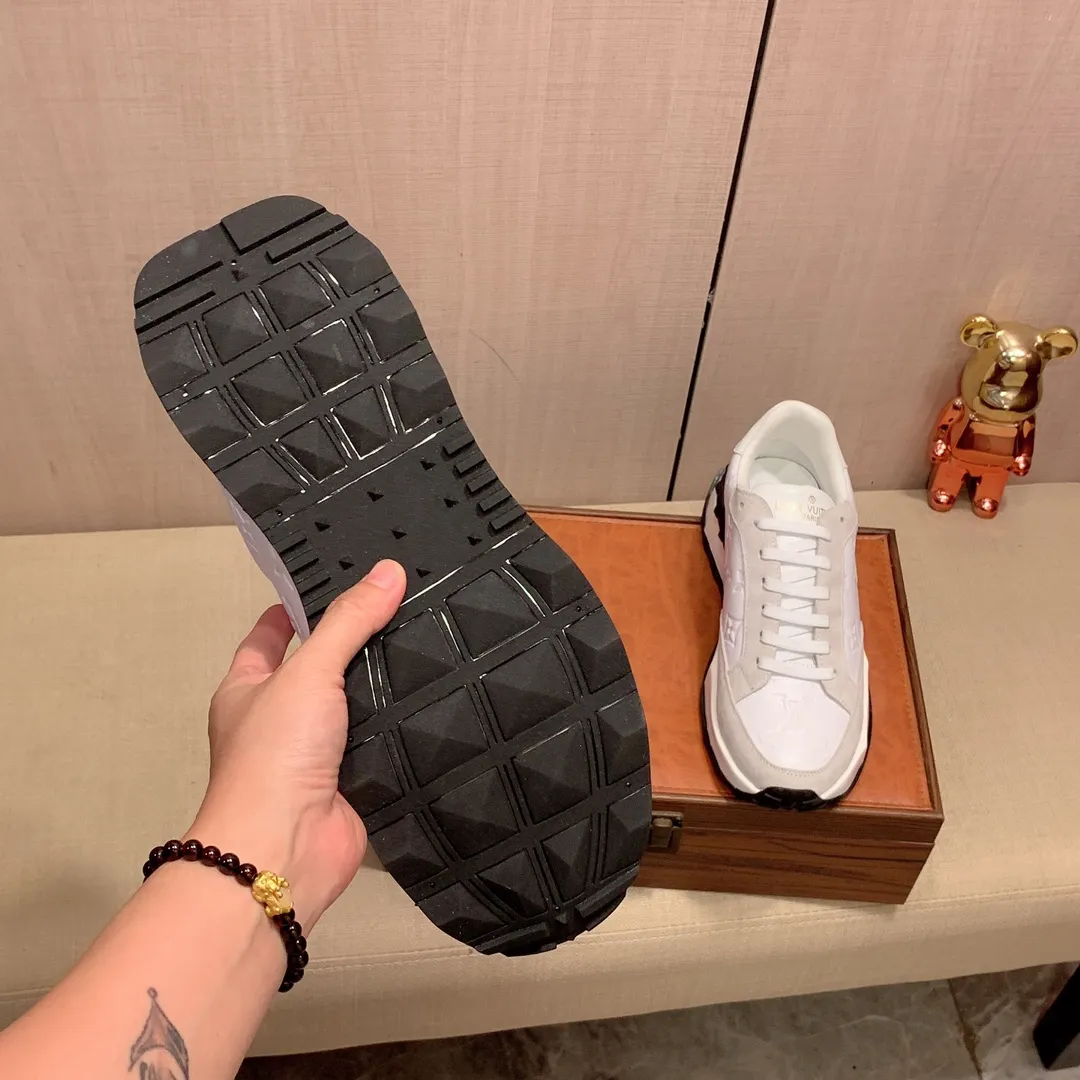 Men's men's shoes💰460💰💰🎩🎩[Lightning][Lightning] "Gucci*" The latest • popular casual shoes, top brand [seduce] luxury ~ purchasing agency, top ~ quality. [Strong] The upper is made of imported breathable cowhide with material ➕ breathable sheepskin feet (•) and fine workmanship. The original stylish and stylish soft rubber wear-resistant and non-slip outsole is light and comfortable on the feet. The real thing looks better when photographed in person. No. 013: code: 38-44, 2️⃣ colors selected